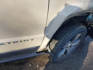 2017 Jeep Patriot High Altitude with VIN 1C4NJRFB6HD194389, listed as a IAAI auction lot 41764249 with 32,008 mi miles. Bid and sale history available at carsss.com. Image 6.