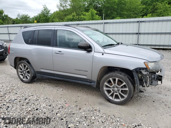 2016 Jeep Compass Sport SE z VIN 1C4NJCBA1GD634477, wystawiony jako Copart lot #50922425 z przebiegiem 141 375 mil mil oraz Szkoda całkowita • Salvage title. Historia ofert i sprzedaży dostępna na DreamBid. Obrazek 4.