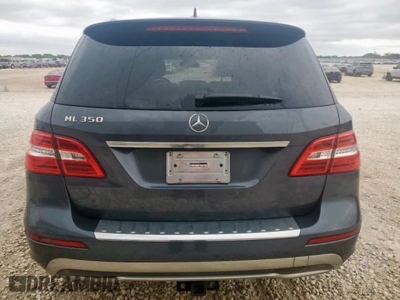 2015 Mercedes-Benz M 350 z VIN 4JGDA5JB2FA487597, wystawiony jako Copart lot #56939805 z przebiegiem 122 791 mil mil oraz Czysty tytuł • Clean title. Historia ofert i sprzedaży dostępna na DreamBid. Obrazek 6.