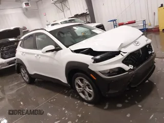 2023 Hyundai Kona SEL с VIN KM8K6CAB5PU055163, выставлен на аукционе IAAI как лот 42116251 с пробегом 24 325 миль миль и . История ставок и продаж доступна на DreamBid. Изображение 1.