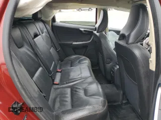 2013 Volvo XC60 T6 z VIN YV4902DZ9D2453665, wystawiony jako Copart lot #51060595 z przebiegiem Nie podano mil oraz Szkoda całkowita • Salvage title. Historia ofert i sprzedaży dostępna na DreamBid. Obrazek 12.