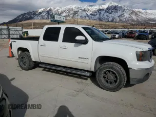 2013 GMC Sierra 1500 SLT with VIN 3GTP2WE73DG224589, listed as a Copart auction lot 46093905 with 71,874 mi miles and Salvage title. Bid and sale history available at DreamBid. Image 4.