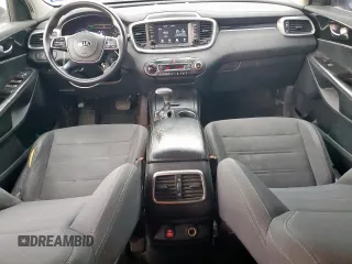 2019 Kia Sorento LX with VIN 5XYPG4A59KG488437, listed as a Copart auction lot 59207325 with 120,099 mi miles and Clean title. Bid and sale history available at DreamBid. Image 8.
