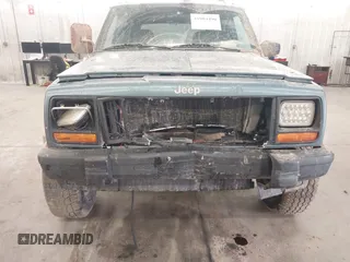 1998 Jeep Cherokee Sport with VIN 1J4FJ68S5WL284937, listed as a IAAI auction lot 41984490 with 259,716 mi miles and . Bid and sale history available at DreamBid. Image 6.