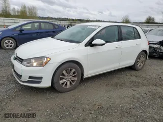 2016 Volkswagen Golf TSI SE with VIN 3VW217AU7GM066033, listed as a Copart auction lot 52760705 with 101,606 mi miles and Salvage Title. Bid and sale history available at carsss.com. Image 1.