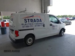 2019 Nissan NV200 SV z VIN 3N6CM0KN2KK710598, wystawiony jako IAAI lot #42126498 z przebiegiem 94 634 mil mil oraz . Historia ofert i sprzedaży dostępna na DreamBid. Obrazek 14.