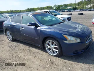 2009 Nissan Maxima SV z VIN 1N4AA51E59C848157, wystawiony jako IAAI lot #42253320 z przebiegiem Nie podano mil oraz . Historia ofert i sprzedaży dostępna na DreamBid. Obrazek 1.