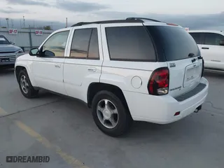 2008 Chevrolet TrailBlazer LT w/3LT with VIN 1GNDS13S882156793, listed as a IAAI auction lot 41833417 with 165,861 mi miles. Bid and sale history available at carsss.com. Image 3.