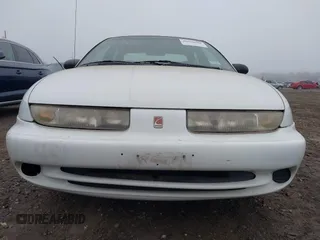1997 Saturn SL z VIN 1G8ZK5272VZ270692, wystawiony jako IAAI lot #41926086 z przebiegiem 109 329 mil mil oraz . Historia ofert i sprzedaży dostępna na DreamBid. Obrazek 6.