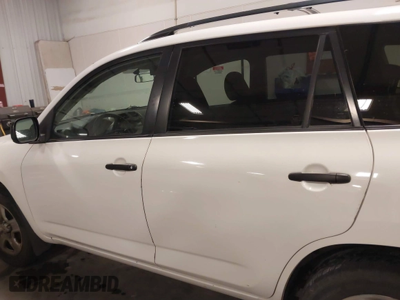 2011 Toyota RAV4 with VIN JTMZF4DV9B5036584, listed as a IAAI auction lot 41270074 with 231,474 mi miles. Bid and sale history available at carsss.com. Image 14.