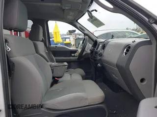 2008 Ford F-150 XLT z VIN 1FTPW14548FA79190, wystawiony jako IAAI lot #41809896 z przebiegiem 271 769 mil mil oraz . Historia ofert i sprzedaży dostępna na DreamBid. Obrazek 5.