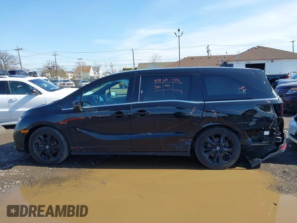 2024 Honda Odyssey Sport with VIN 5FNRL6H75RB070899, listed as a IAAI auction lot 41784731 with 3,875 mi miles and . Bid and sale history available at DreamBid. Image 14.