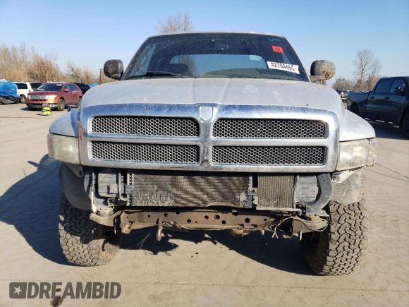 1998 Dodge Ram 2500 with VIN 3B7KF22D8WG102282, listed as a Copart auction lot 42704465 with 266,345 mi miles and Salvage Title. Bid and sale history available at carsss.com. Image 5.