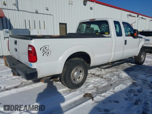 2013 Ford F-250 XL with VIN 1FT7X2B68DEB77475, listed as a IAAI auction lot 41609807 with 212,864 mi miles and . Bid and sale history available at DreamBid. Image 4.