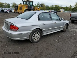 2004 Hyundai Sonata GLS with VIN KMHWF35H34A982062, listed as a Copart auction lot 73385134 with 138,963 mi miles and Salvage Title. Bid and sale history available at carsss.com. Image 3.