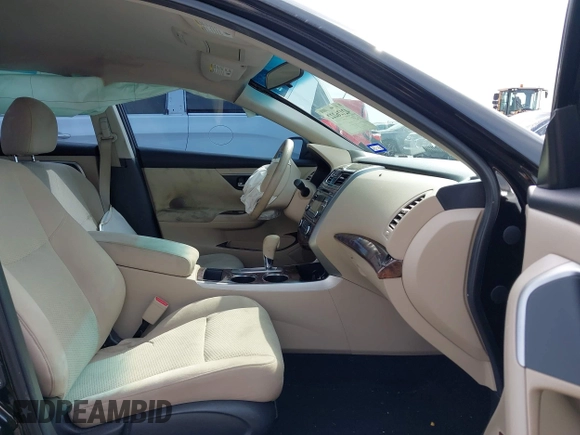 2015 Nissan Altima 2.5 z VIN 1N4AL3AP1FN377141, wystawiony jako IAAI lot #42126222 z przebiegiem 117 047 mil mil oraz . Historia ofert i sprzedaży dostępna na DreamBid. Obrazek 5.