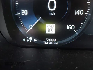 2020 Volvo XC90 Momentum with VIN YV4A22PK7L1539518, listed as a IAAI auction lot 41665899 with 59,883 mi miles. Bid and sale history available at carsss.com. Image 16.