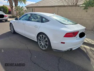 2014 Audi A7 Premium Plus z VIN WAUWGAFCXEN034032, wystawiony jako Copart lot #57720195 z przebiegiem 120 959 mil mil oraz Tytuł czysty. Historia ofert i sprzedaży dostępna na DreamBid. Obrazek 3.