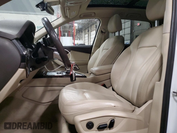 2018 Audi Q7 Premium Plus with VIN WA1LAAF71JD015468, listed as a Copart auction lot 46852095 with 126,637 mi miles and Non repairable. Bid and sale history available at DreamBid. Image 7.