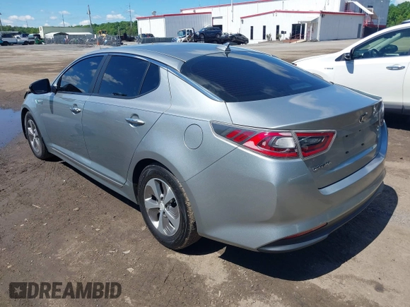 2015 Kia Optima Hybrid with VIN KNAGM4AD2F5082642, listed as a IAAI auction lot 39434717 with 131,000 mi miles. Bid and sale history available at carsss.com. Image 3.