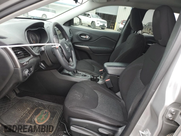 2019 Jeep Cherokee Latitude with VIN 1C4PJLCB4KD265025, listed as a Copart auction lot 52199655 with 36,294 mi miles and Salvage Title. Bid and sale history available at carsss.com. Image 7.