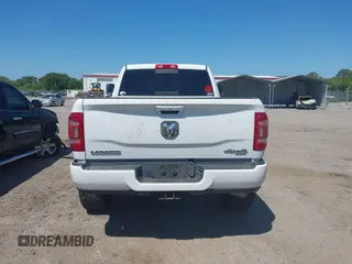 2019 Ram 2500 Laramie z VIN 3C6UR5NL2KG718789, wystawiony jako IAAI lot #42046325 z przebiegiem 54 965 mil mil oraz . Historia ofert i sprzedaży dostępna na DreamBid. Obrazek 17.