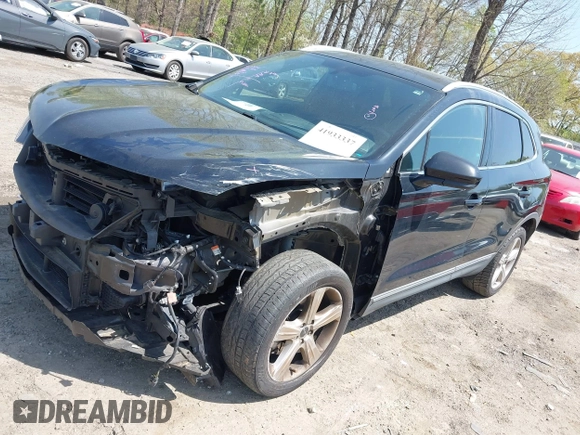 2018 Lincoln MKC Premiere with VIN 5LMCJ1C93JUL00872, listed as a IAAI auction lot 41933337 with 82,493 mi miles and . Bid and sale history available at DreamBid. Image 22.