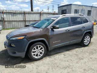 2018 Jeep Cherokee Latitude Plus with VIN 1C4PJLLB8JD512108, listed as a Copart auction lot 51766205 with 88,266 mi miles and Clean Title. Bid and sale history available at carsss.com. Image 1.