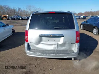 2010 Chrysler Town & Country Touring with VIN 2A4RR5D14AR359169, listed as a IAAI auction lot 41900856 with 204,595 mi miles and . Bid and sale history available at DreamBid. Image 16.