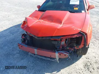 2010 Chevrolet Camaro 2SS z VIN 2G1FK1EJ4A9176836, wystawiony jako IAAI lot #41994863 z przebiegiem 151 249 mil mil oraz . Historia ofert i sprzedaży dostępna na DreamBid. Obrazek 6.