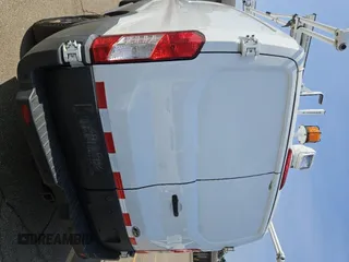 2016 Ford Transit z VIN 1FTYR1YM3GKB55503, wystawiony jako IAAI lot #42530097 z przebiegiem 93 693 mil mil oraz . Historia ofert i sprzedaży dostępna na DreamBid. Obrazek 15.