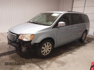 2013 Chrysler Town & Country Touring with VIN 2C4RC1BG8DR689862, listed as a IAAI auction lot 41082531 with 181,447 mi miles. Bid and sale history available at carsss.com. Image 2.