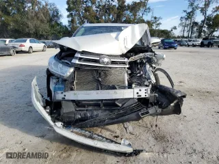 2019 Toyota Highlander SE with VIN 5TDJZRFH4KS587170, listed as a Copart auction lot 44037905 with 0 mi miles and Non Repairable. Bid and sale history available at carsss.com. Image 5.