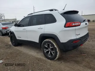 2015 Jeep Cherokee Trailhawk z VIN 1C4PJMBB5FW712933, wystawiony jako Copart lot #45844265 z przebiegiem 90 827 mil mil oraz Szkoda całkowita • Salvage title. Historia ofert i sprzedaży dostępna na DreamBid. Obrazek 2.