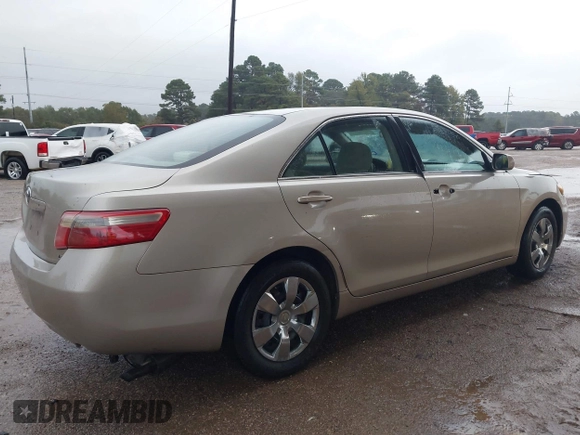 2007 Toyota Camry CE with VIN 4T1BE46K67U178830, listed as a IAAI auction lot 40710472 with 101,024 mi miles. Bid and sale history available at carsss.com. Image 4.