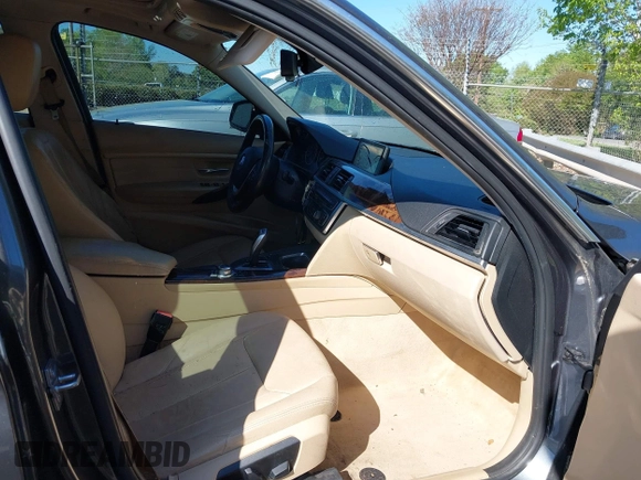2013 BMW 3 Series ActiveHybrid 3 with VIN WBA3F9C5XDF484346, listed as a IAAI auction lot 41998341 with 145,271 mi miles. Bid and sale history available at carsss.com. Image 5.