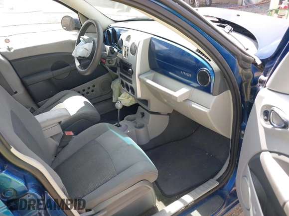 2009 Chrysler PT Cruiser Touring with VIN 3A8FY58949T607563, listed as a IAAI auction lot 39059148 with 136,723 mi miles and . Bid and sale history available at DreamBid. Image 5.