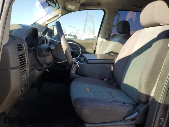 2005 Nissan Titan SE with VIN 1N6AA07A05N568613, listed as a Copart auction lot 88318495 with 243,056 mi miles and Clean Title. Bid and sale history available at DreamBid. Image 7.