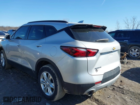 2020 Chevrolet Blazer LT with VIN 3GNKBDRS2LS552876, listed as a IAAI auction lot 41746453 with 116,523 mi miles and . Bid and sale history available at DreamBid. Image 3.