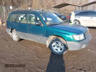 1999 Subaru Forester L with VIN JF1SF635XXH735202, listed as a IAAI auction lot 41489355 with 290,000 mi miles. Bid and sale history available at carsss.com. Image 1.