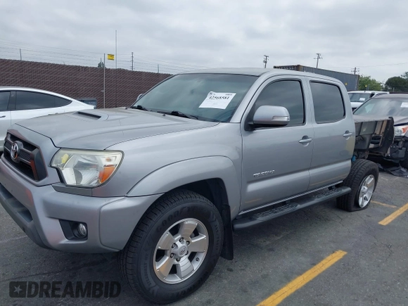 2014 Toyota Tacoma PreRunner z VIN 3TMJU4GNXEM164121, wystawiony jako IAAI lot #42568581 z przebiegiem 201 316 mil mil oraz . Historia ofert i sprzedaży dostępna na DreamBid. Obrazek 17.