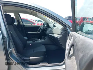 2012 Mazda 3 i Touring z VIN JM1BL1V77C1691182, wystawiony jako IAAI lot #42420310 z przebiegiem 73 099 mil mil oraz . Historia ofert i sprzedaży dostępna na DreamBid. Obrazek 5.