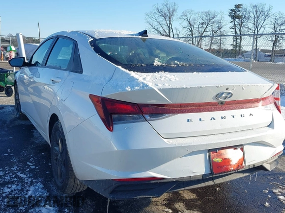 2022 Hyundai Elantra SEL z VIN 5NPLM4AGXNH066067, wystawiony jako IAAI lot #41422775 z przebiegiem 36 018 mil mil oraz . Historia ofert i sprzedaży dostępna na DreamBid. Obrazek 3.