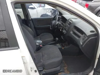 2008 Kia Sportage LX with VIN KNDJF724487492045, listed as a IAAI auction lot 41108512 with 316,740 mi miles. Bid and sale history available at carsss.com. Image 5.