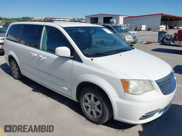 2012 Chrysler Town & Country Touring with VIN 2C4RC1BG7CR308985, listed as a IAAI auction lot 42015578 with 196,604 mi miles. Bid and sale history available at carsss.com. Image 1.