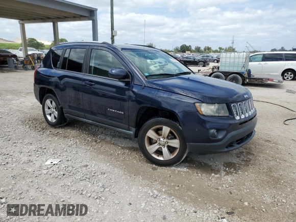2014 Jeep Compass Latitude with VIN 1C4NJCEB5ED692156, listed as a Copart auction lot 53433385 with 124,348 mi miles and Salvage Title. Bid and sale history available at carsss.com. Image 4.