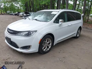 2018 Chrysler Pacifica Limited с VIN 2C4RC1GG7JR149276, выставлен на аукционе IAAI как лот 42118109 с пробегом 106 470 миль миль и . История ставок и продаж доступна на DreamBid. Изображение 17.