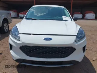 2022 Ford Escape SE z VIN 1FMCU0G66NUB82519, wystawiony jako IAAI lot #42444455 z przebiegiem 102 980 mil mil oraz . Historia ofert i sprzedaży dostępna na DreamBid. Obrazek 6.