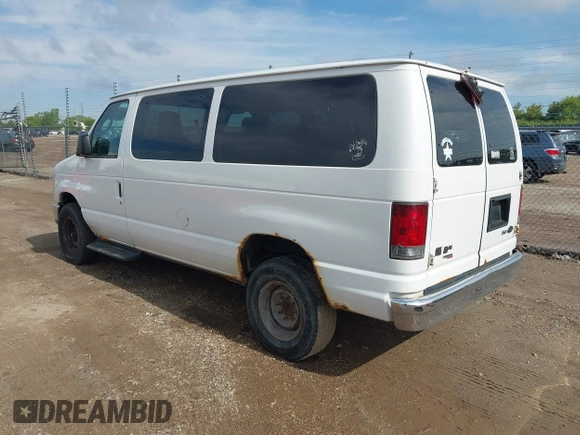 2010 Ford Econoline Passenger XL с VIN 1FBNE3BL6ADA30909, выставлен на аукционе IAAI как лот 42383904 с пробегом 284 194 миль миль и . История ставок и продаж доступна на DreamBid. Изображение 3.