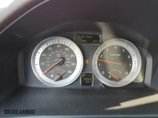 2011 Volvo C70 with VIN YV1672MC7BJ117524, listed as a Copart auction lot 72625204 with 46,969 mi miles and Clean Title. Bid and sale history available at carsss.com. Image 9.